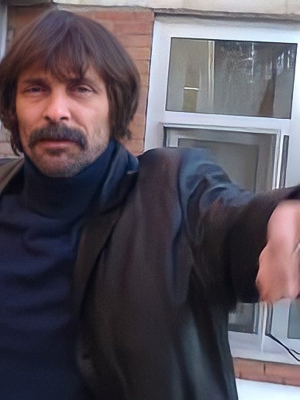 Erdal Beşikçioğlu