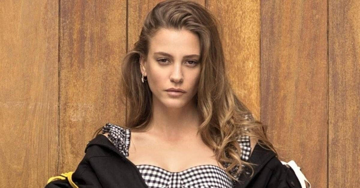 Serenay Sarikaya