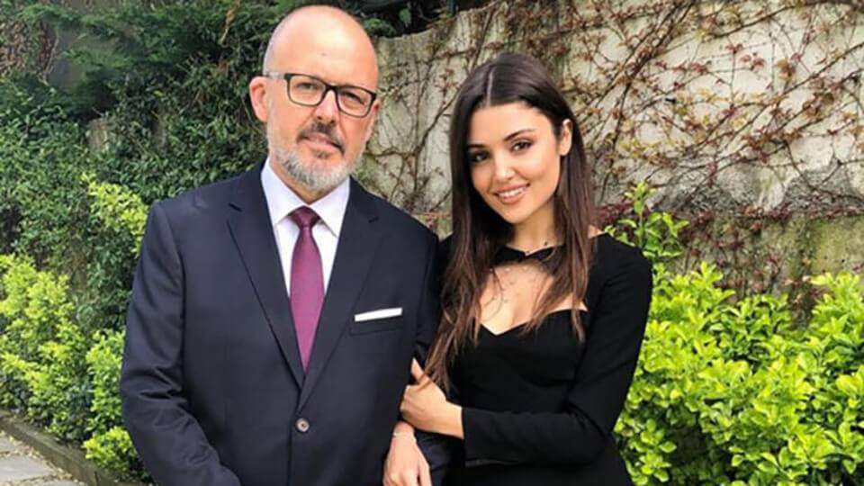 15 Facts About Famous Actress Hande Ercel