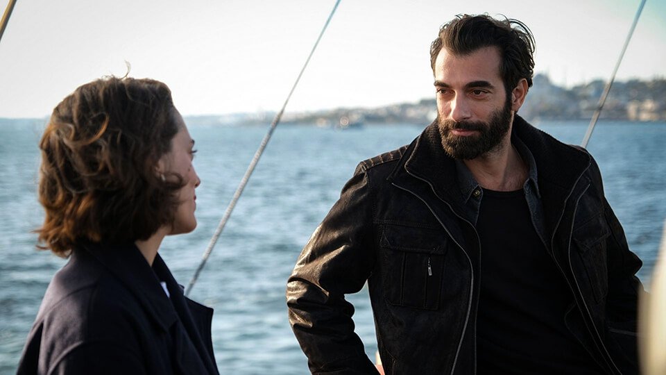 Arak: Ilker Kaleli and Oyku Karayel in Leading Roles